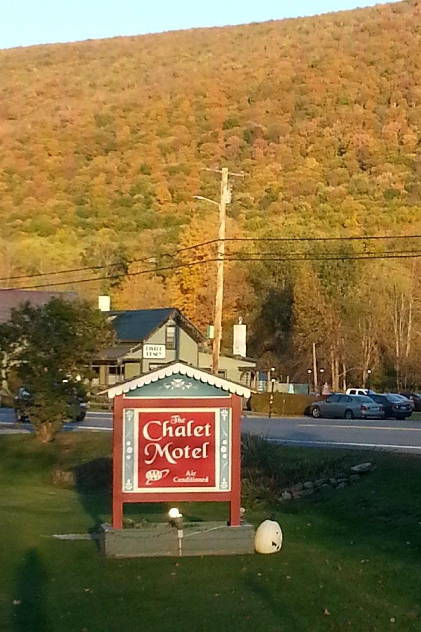 The Chalet Motel Manchester Exterior photo